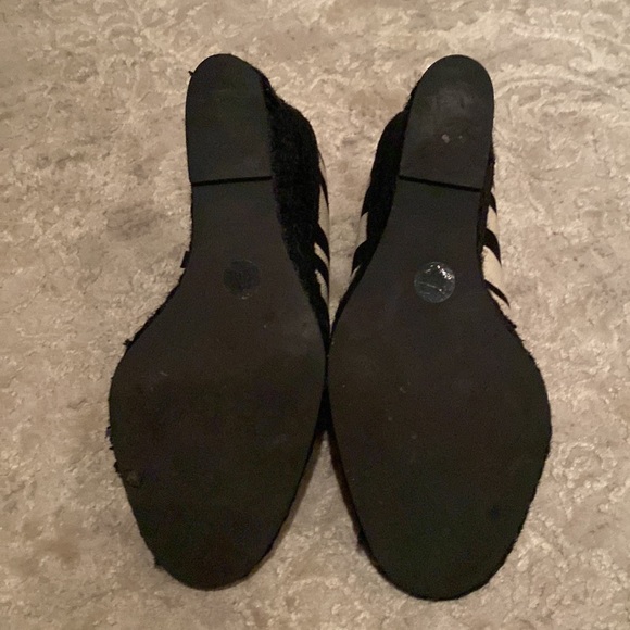 Michael kors zebra print wedges - Picture 2 of 5